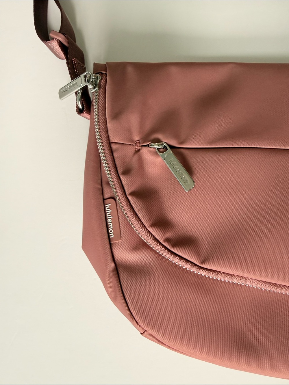NWT Lululemon All Night Festival Bag 5L Spiced Chai - Picture 9 of 11